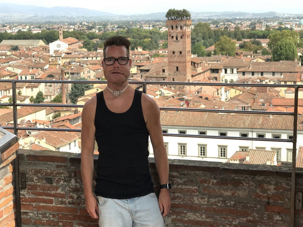 In Lucca met uitzicht op de Guinigi toren